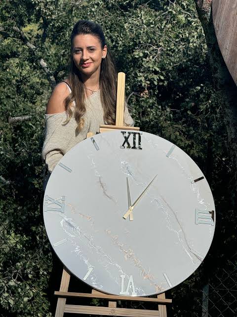 Orologi da parete in resina