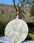 Orologio da parete in resina effetto marmo leggero