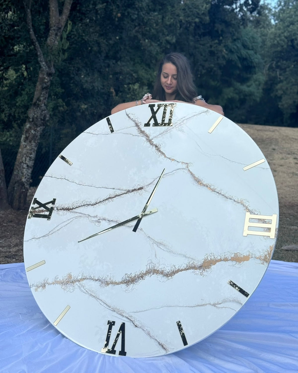 Orologio da parete in resina effetto marmo pieno