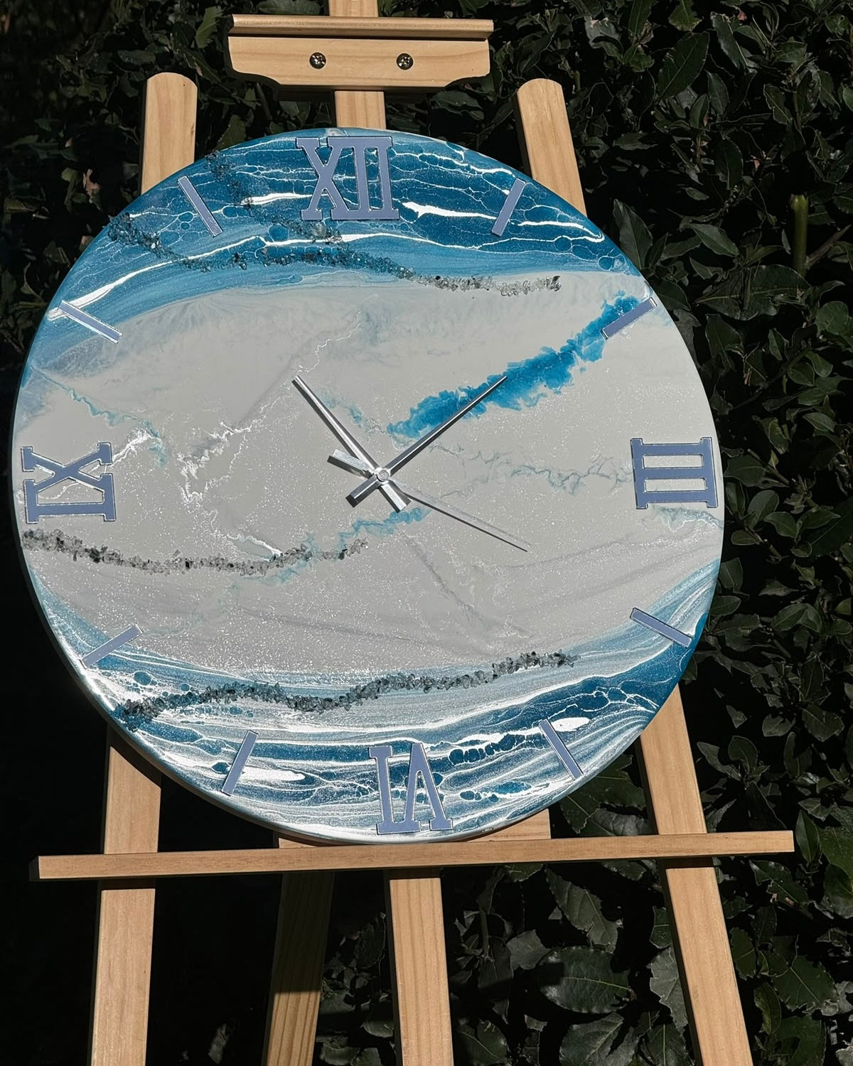 Orologio da parete in resina modello Ottanio