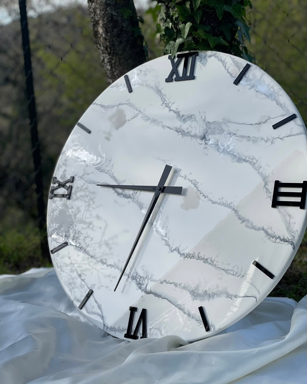 Orologio da parete in resina modello Urban