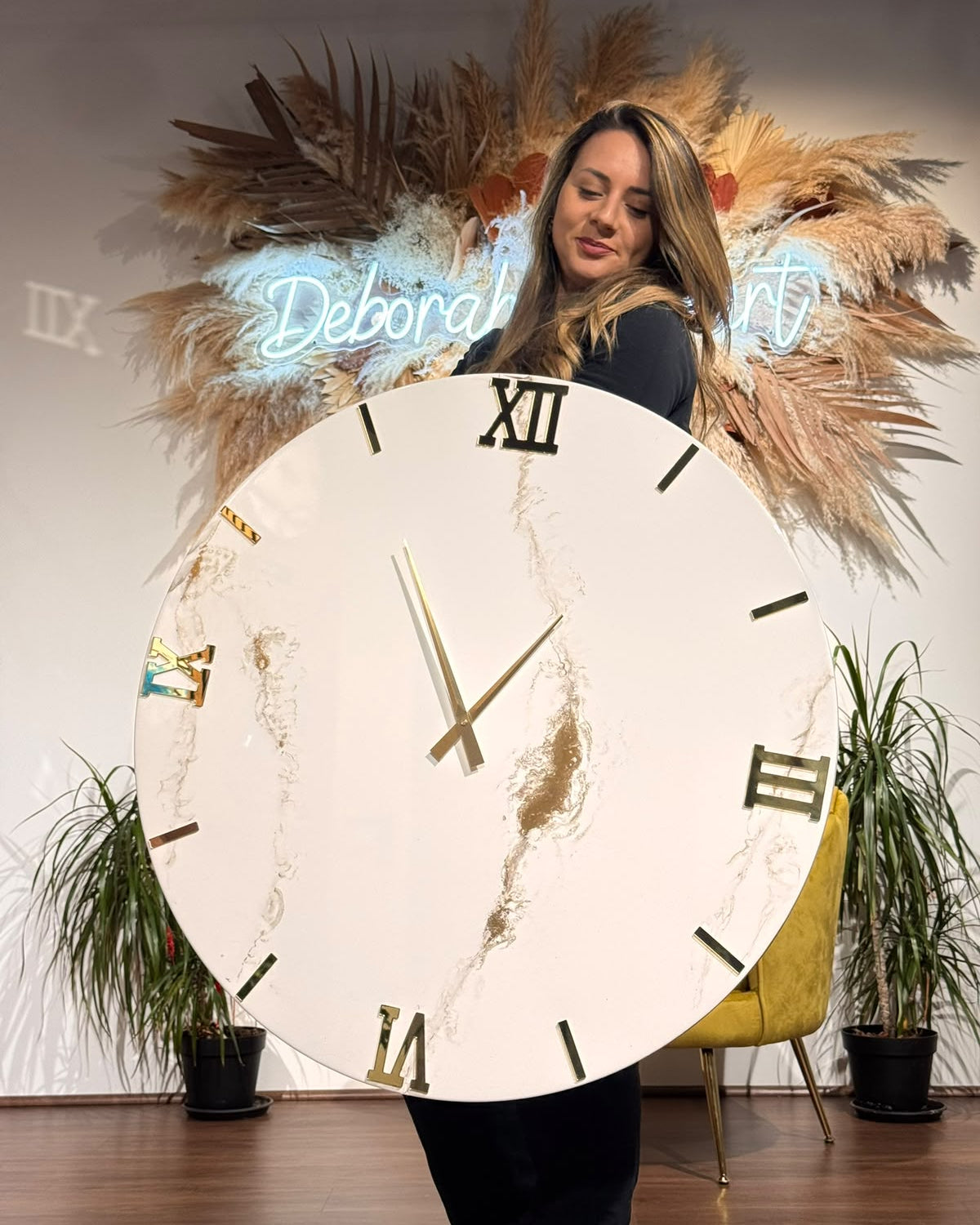 Orologio da parete in resina modello Zeus