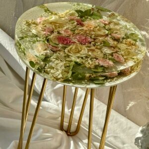 TAVOLO CON BOUQUET